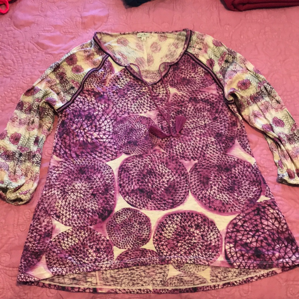 Boho patterned flowy top!